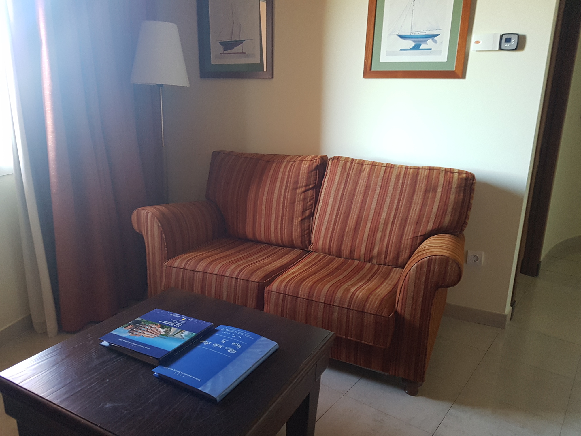 Living room2